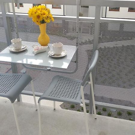 Studio Lux Gaj By Apartamenty Na Dni Вроцлав Экстерьер фото